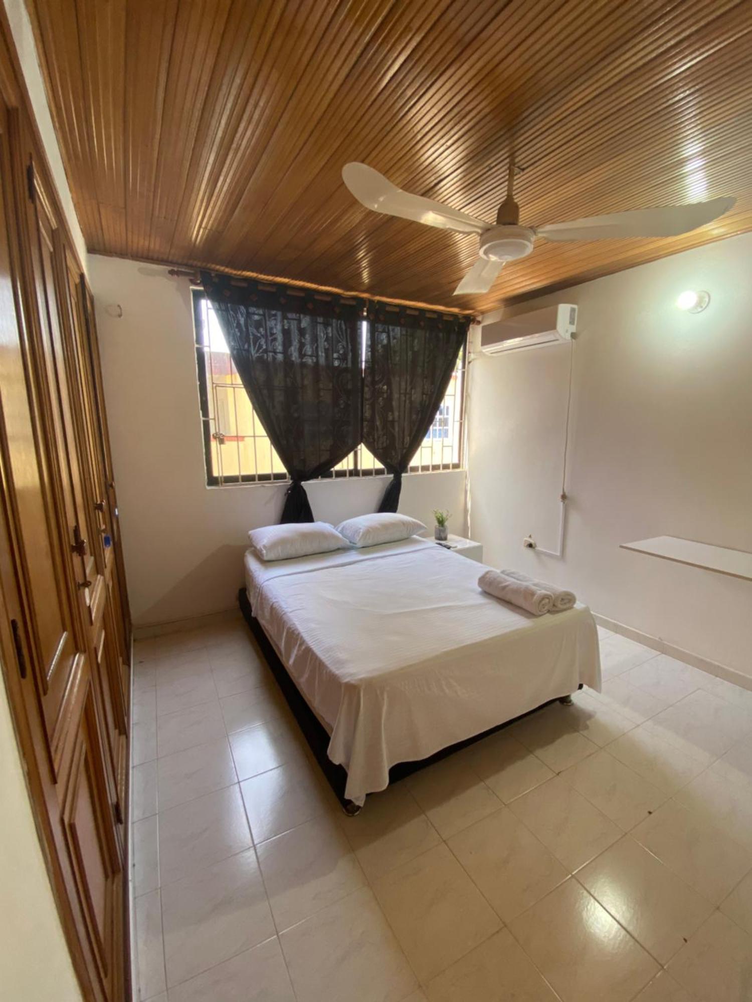 Habitaciones Cerca Al Aeropuerto 2 Cartagena 외부 사진